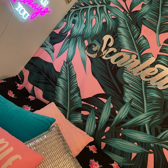 Tapestry - Picture 6 of 7